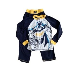 Batman | 2 Piece Blue Yellow S 6/7 Pajama Set